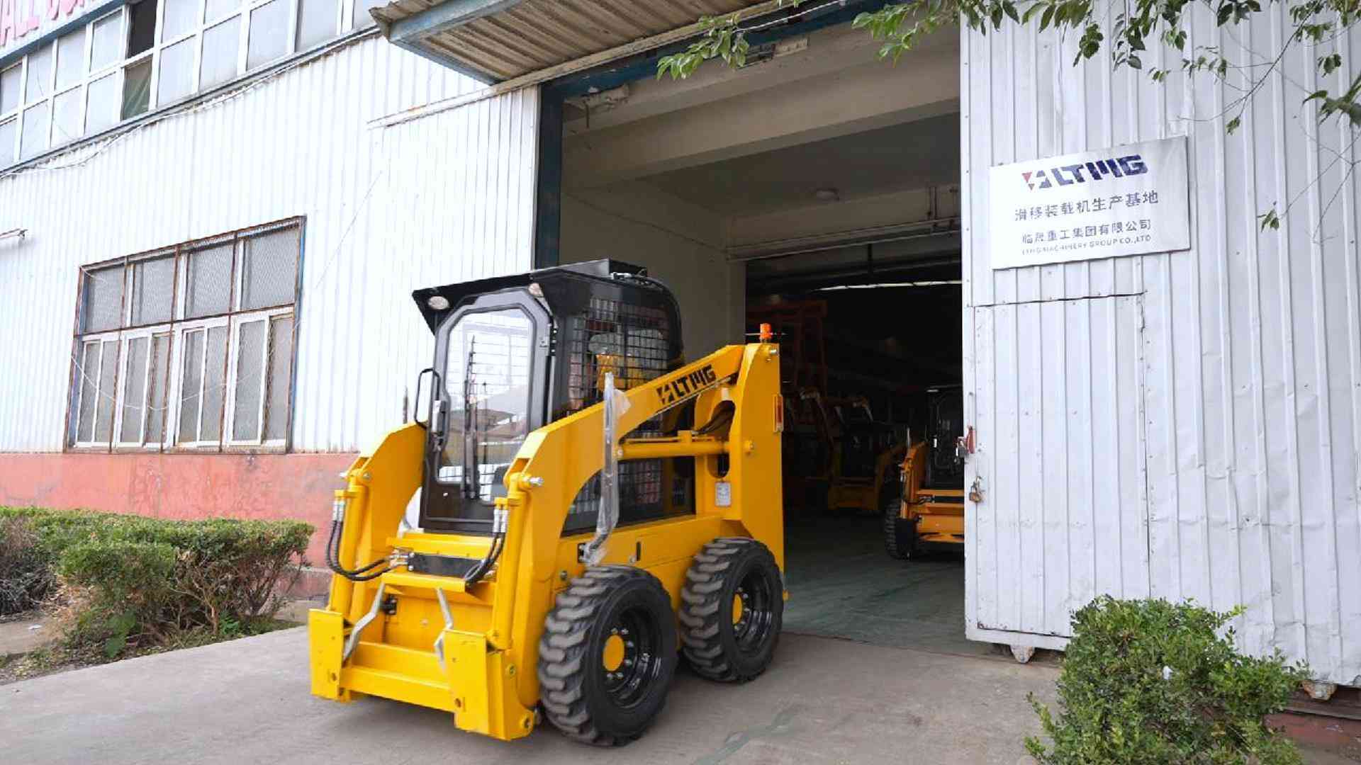 Welcome to the LTMG factory and get a glimpse of our skid steer loaders! 🌍